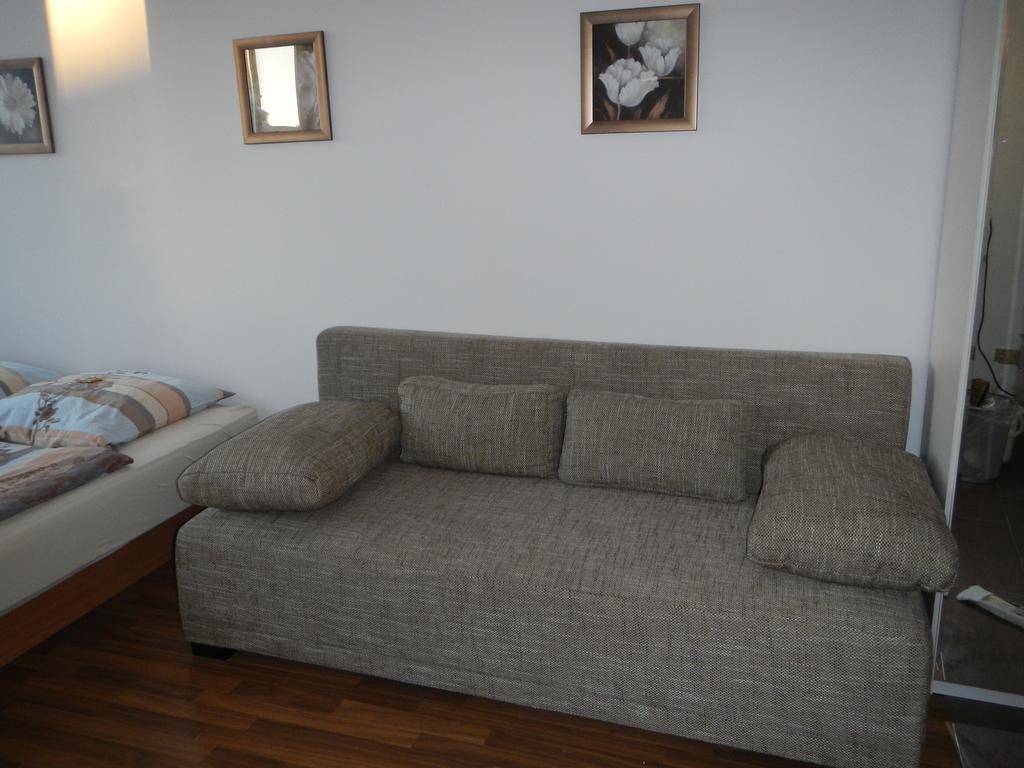 Sonniges Modernes Appartement Hoehenberg Cologne Luaran gambar