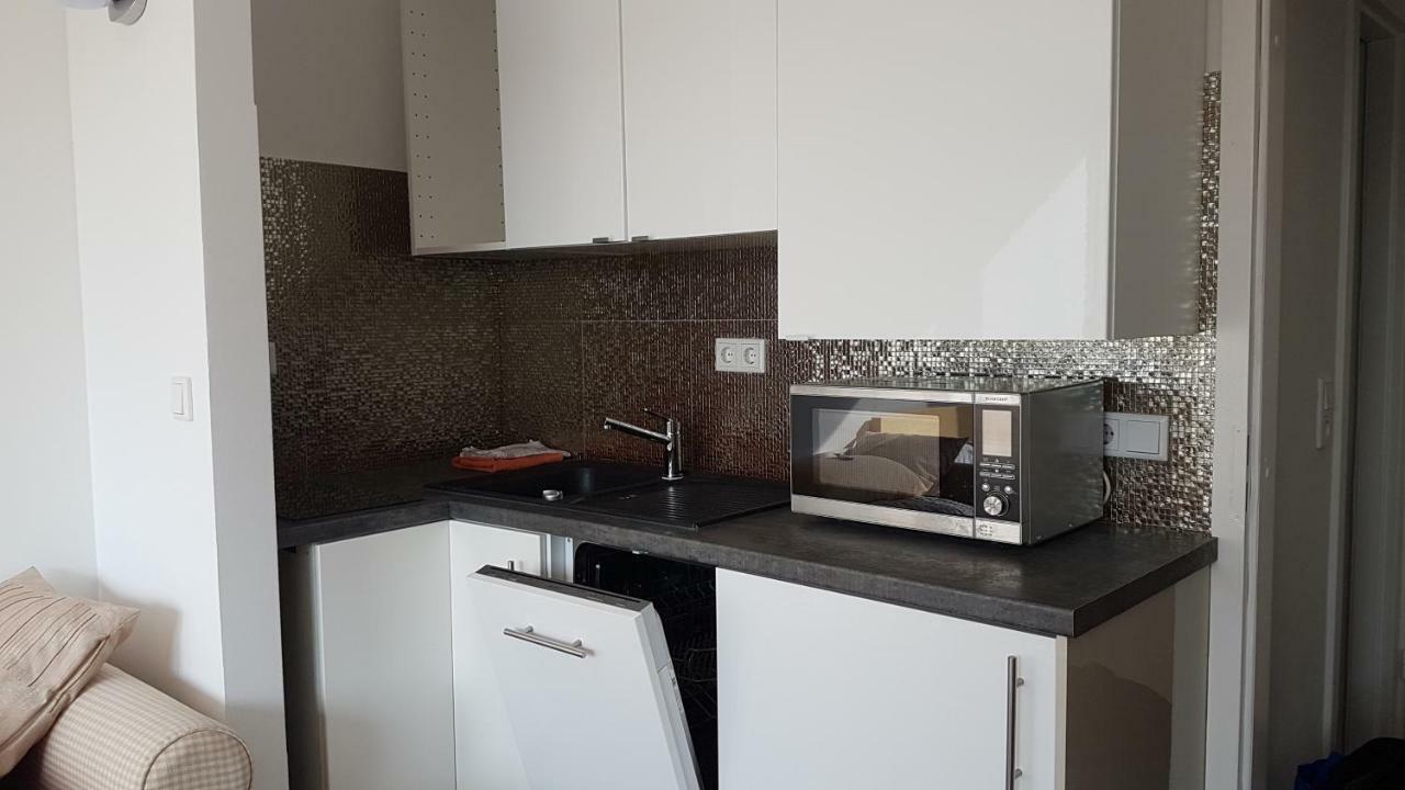 Sonniges Modernes Appartement Hoehenberg Cologne Luaran gambar