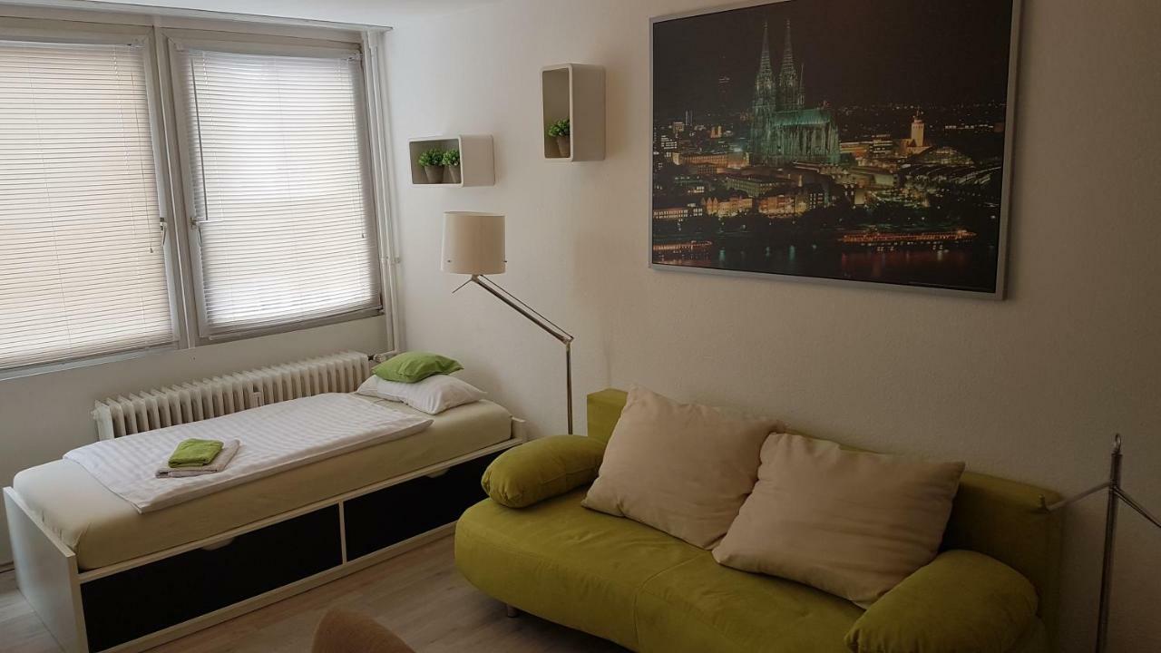 Sonniges Modernes Appartement Hoehenberg Cologne Luaran gambar