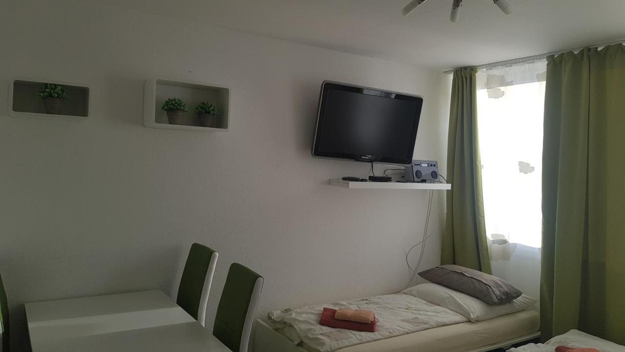 Sonniges Modernes Appartement Hoehenberg Cologne Luaran gambar